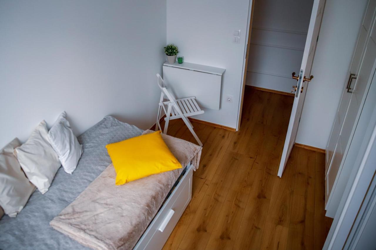 Cozy Apartment In The Downtown Gyor Luaran gambar